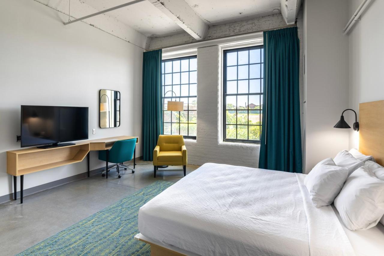 The Warehouse Hotel At Champion Mill Hamilton Exterior photo